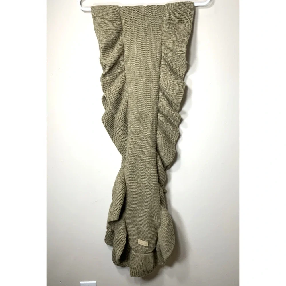 Knit Ruffle Edge Scarf Womens Camel Tan Brown 12.5